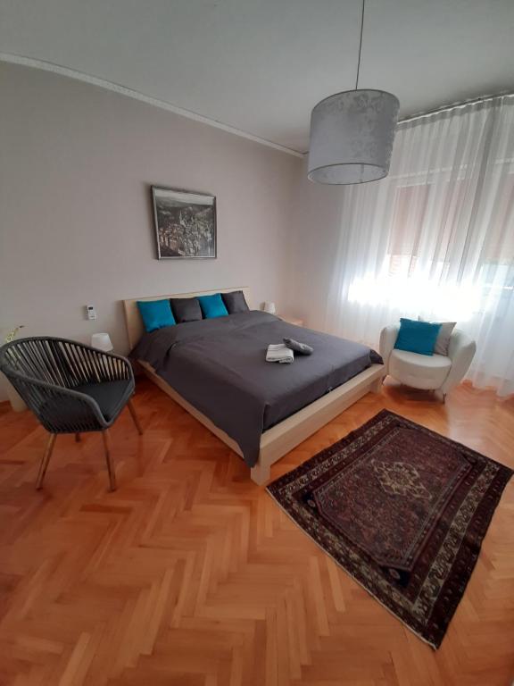 FUSNAR room 4